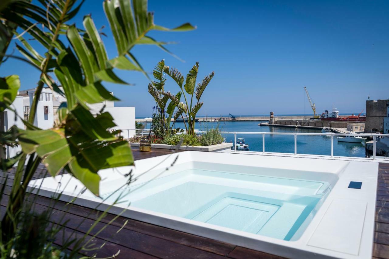 Al Console Luxury Suite Monopoli Exterior foto
